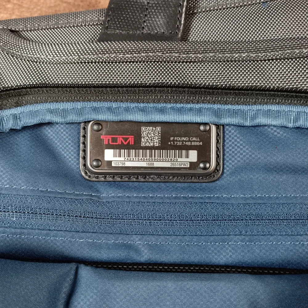 Tumi Alpha T-Pass Medium Screen Laptop Slim Briefgrey ballistic nylon Monogramed